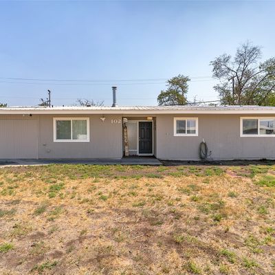 102 Schilling Dr, Moses Lake, WA 98837