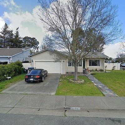 999 Crinella Dr, Petaluma, CA 94954