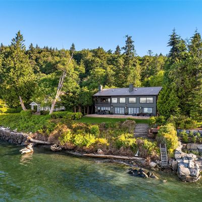 11078 Country Club Road Ne, Bainbridge Island, WA 98110