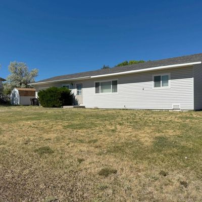 111 Deer Dr, Saratoga, WY 82331