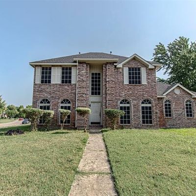 1129 Kensington Dr, Desoto, TX 75115