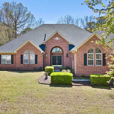 115 Hillcrest Dr, Russellville, AR 72802