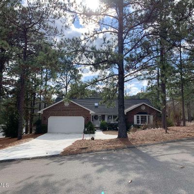 115 Lost Tree Place, Southern Pines, NC 28387