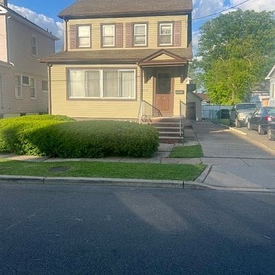 115 Victory St, Roselle, NJ 07203