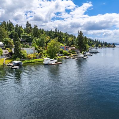 11837 Ne Holmes Point Drive, Kirkland, WA 98034