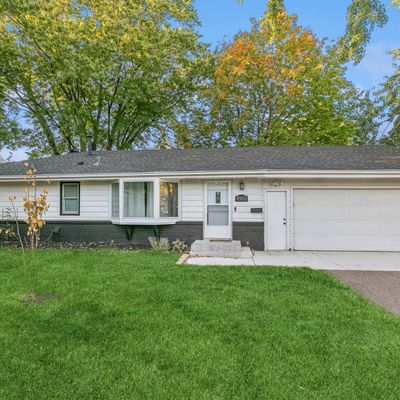 11900 Bradford Rd, Hopkins, MN 55343