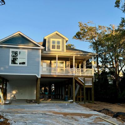 106 Ne 52nd Street, Oak Island, NC 28465