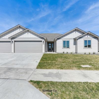 10601 Kokanee Dr, Pasco, WA 99301