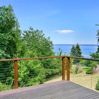 10620 Ne Valley Rd, Bainbridge Island, WA 98110