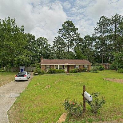 107 Hilltop Dr, Troy, AL 36081