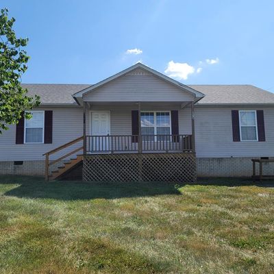 1078 Parker Rd, Sparta, TN 38583