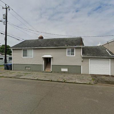 108 E St, Cosmopolis, WA 98537