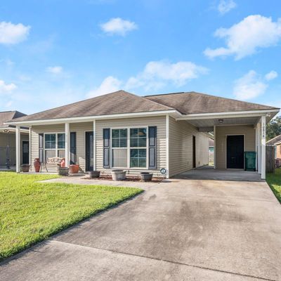 10814 Moss Pointe Dr, Denham Springs, LA 70726