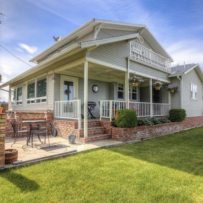 10907 Occidental Rd, Yakima, WA 98908