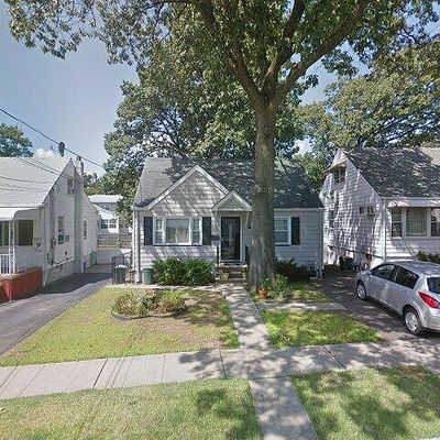 11 Crescent Ter, Belleville, NJ 07109