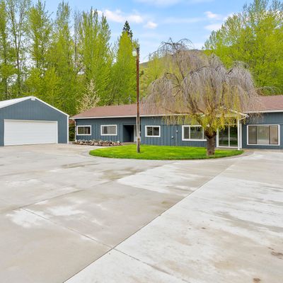 12604 Highway 410, Naches, WA 98937