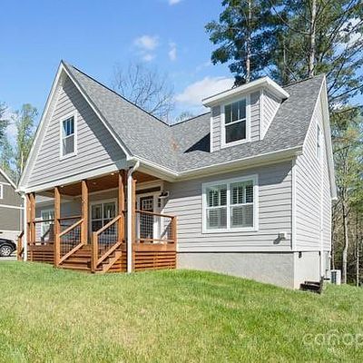 127 Cascade Ridge Rd, Fairview, NC 28730