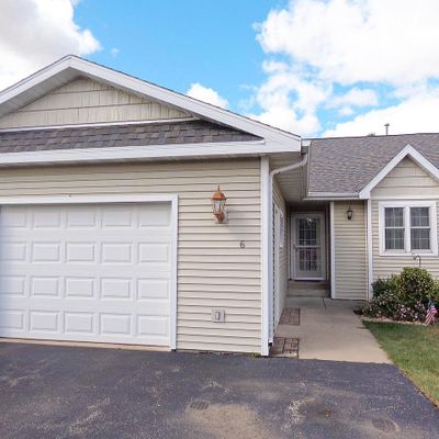 1277 E Bluff Road, Whitewater, WI 53190