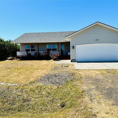 1277 Fairwood Dr Sw, Ocean Shores, WA 98569