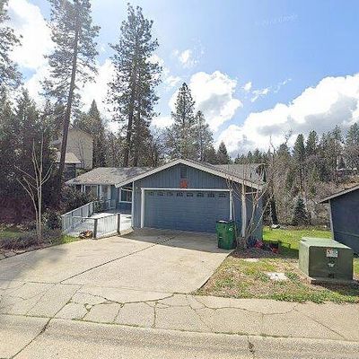 129 Celesta Dr, Grass Valley, CA 95945