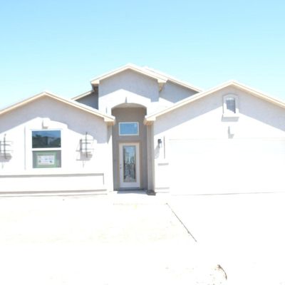 129 Esther Trail, Santa Teresa, NM 88008