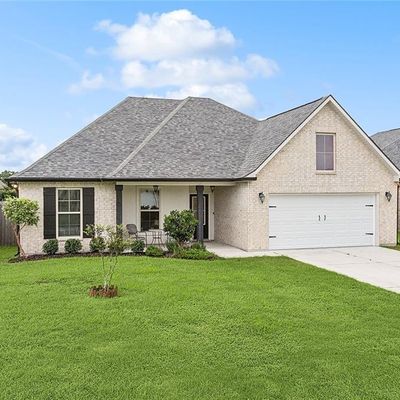 129 Summer Cypress Drive, Belle Chasse, LA 70037