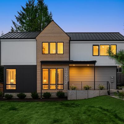 12912 Ne 100th Street, Kirkland, WA 98033