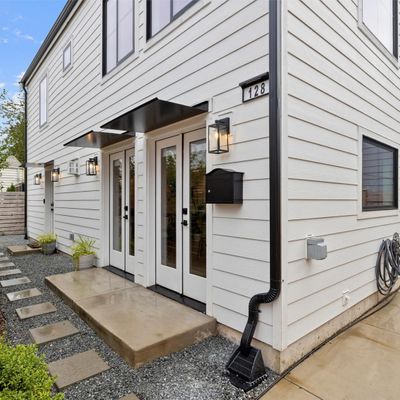 130 28 Th Ave, Seattle, WA 98122