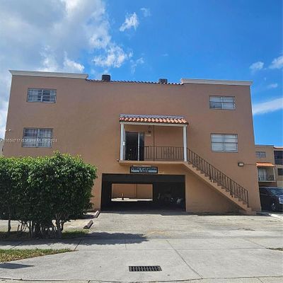 1305 W 53 Rd St #201, Hialeah, FL 33012