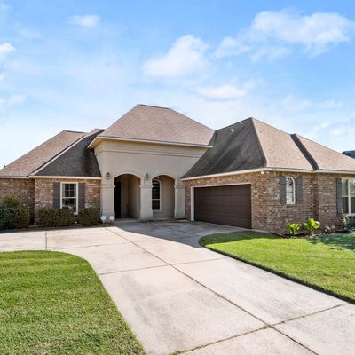 13186 Crownridge Dr, Gonzales, LA 70737