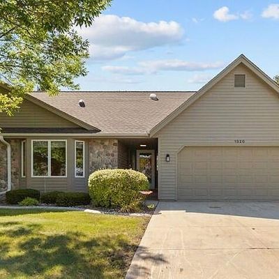 1320 Hidden Fields Dr, West Bend, WI 53095