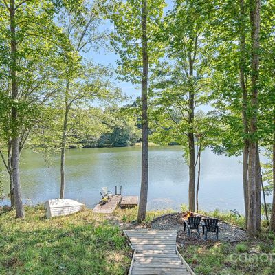 135 Pondhaven Cir, Mooresville, NC 28117