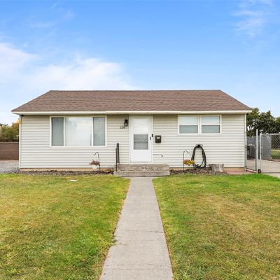 136 W Northshore Dr, Moses Lake, WA 98837