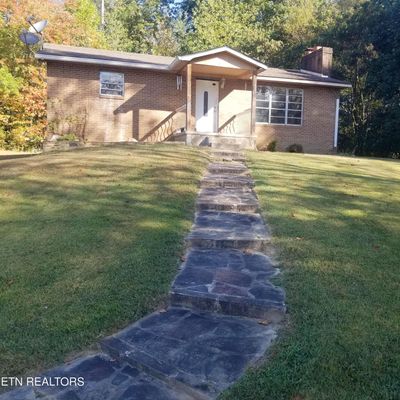 138 Ray Cross Rd, Harriman, TN 37748