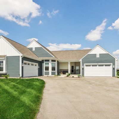 1380 Prairie Creek Circle, Oconomowoc, WI 53066