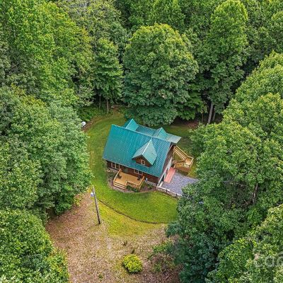 1198 Roaring Fork Rd, Burnsville, NC 28714