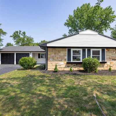 12 Expert Ln, Willingboro, NJ 08046