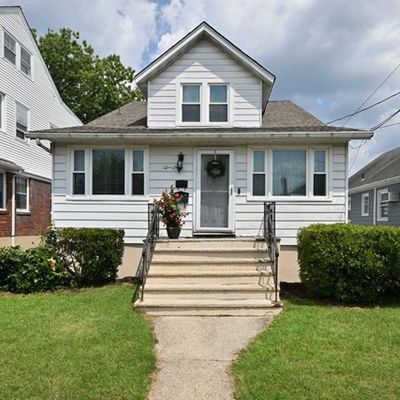 12 17 12th Street, Fair Lawn, NJ 07410