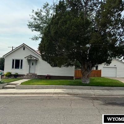 1203 1/2 Broadway St, Thermopolis, WY 82443