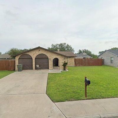 1204 Oregon St, Alice, TX 78332