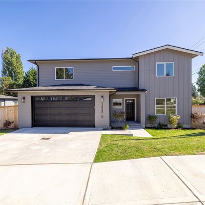 12040 1st Place Sw, Burien, WA 98146