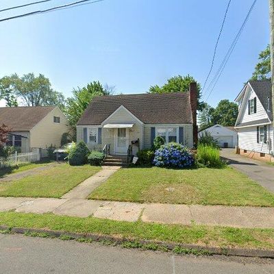 121 Chester St, Hartford, CT 06114