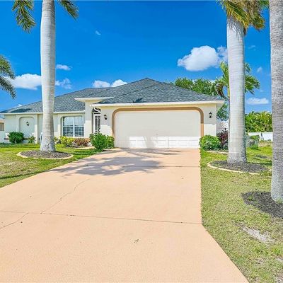 1214 Ne 14 Th Pl, Cape Coral, FL 33909