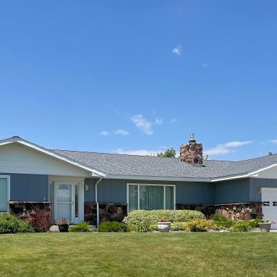 1240 Hilltop Drive, Riverton, WY 82501