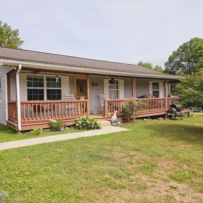 1249 Sandcut Rd, Oneida, TN 37841