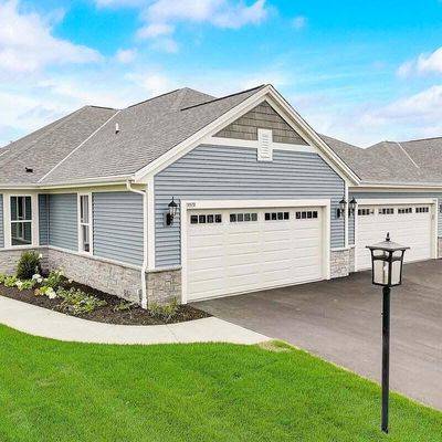 1478 Sandhill Ln, Mukwonago, WI 53149