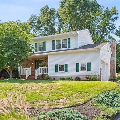 15 Lamington Dr, Succasunna, NJ 07876