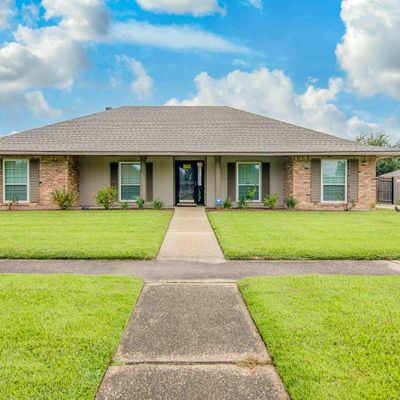 15040 Seven Pines Ave, Baton Rouge, LA 70817