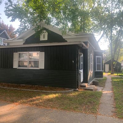 1516 Charles St, La Crosse, WI 54603