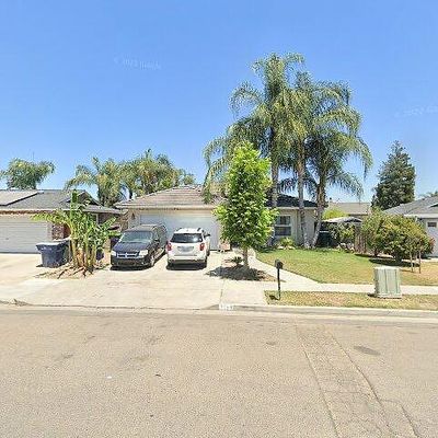 1520 E Walnut Ave, Tulare, CA 93274